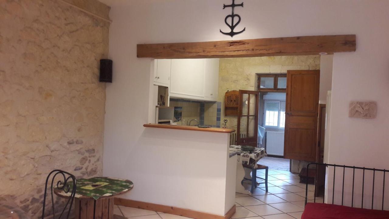 Joli Maison En Pierre Villa Arles Exterior photo